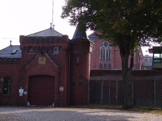 JVA-Fuhlsbüttel (Santa Fu) vom Hasenberge aus fotografiert